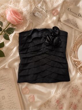 bebe Y2K Black Strapless Rosette Tube Top